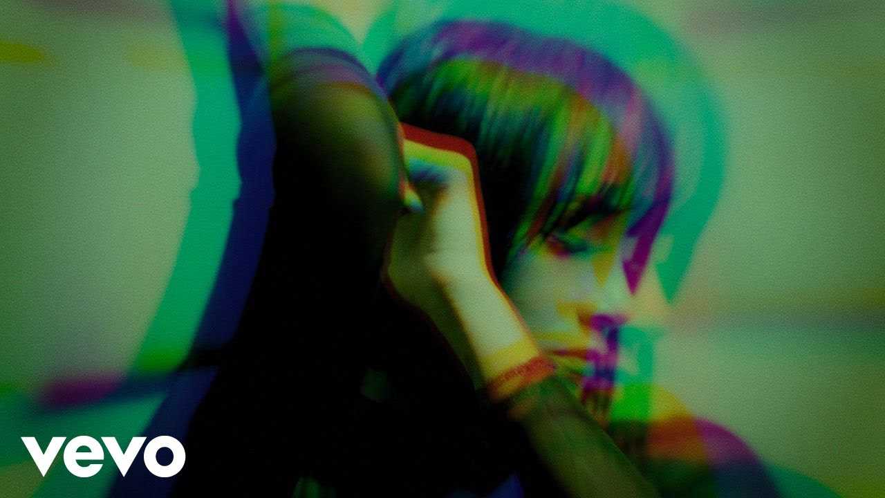 aitana-danna-paola-aqyne-lyrics.jpg